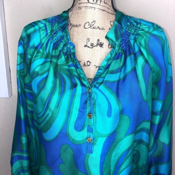 Lilly Pulitzer Elsa Silk Blouse with Smocked Neckline, Blue & Turquoise Size S - Picture 2 of 8